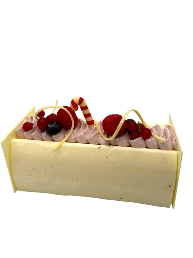 Bûche Cheese Cake aux Fruits des Bois